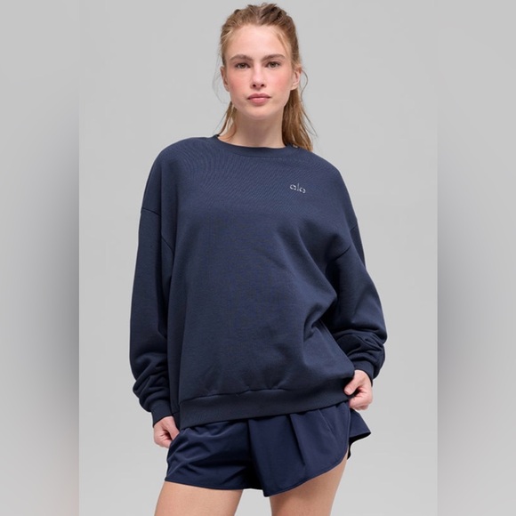 ALO Yoga Sweaters - Alo Yoga NWT Accolade Crew Neck Pullover Sweatshirt Navy Size M Oversized